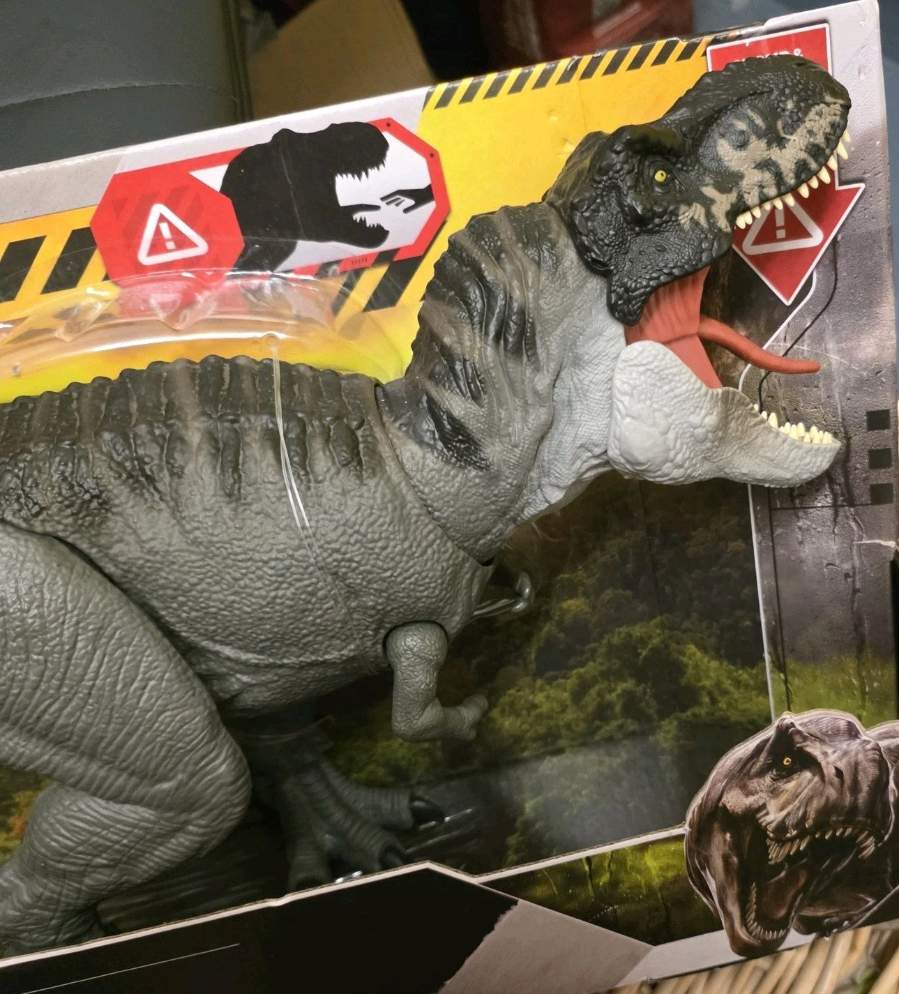 Mattel Jurassic World Dominion Super Colossal Tyrannosaurus Rex ​Action Figure