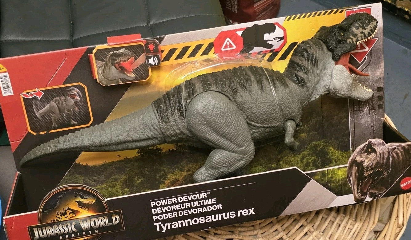 Mattel Jurassic World Dominion Super Colossal Tyrannosaurus Rex ​Action Figure