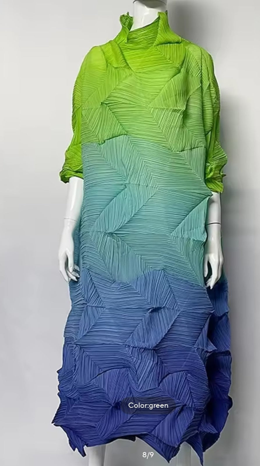 Women's Crinkle Diamond 3 Color Block Long Short Sleeve Dress