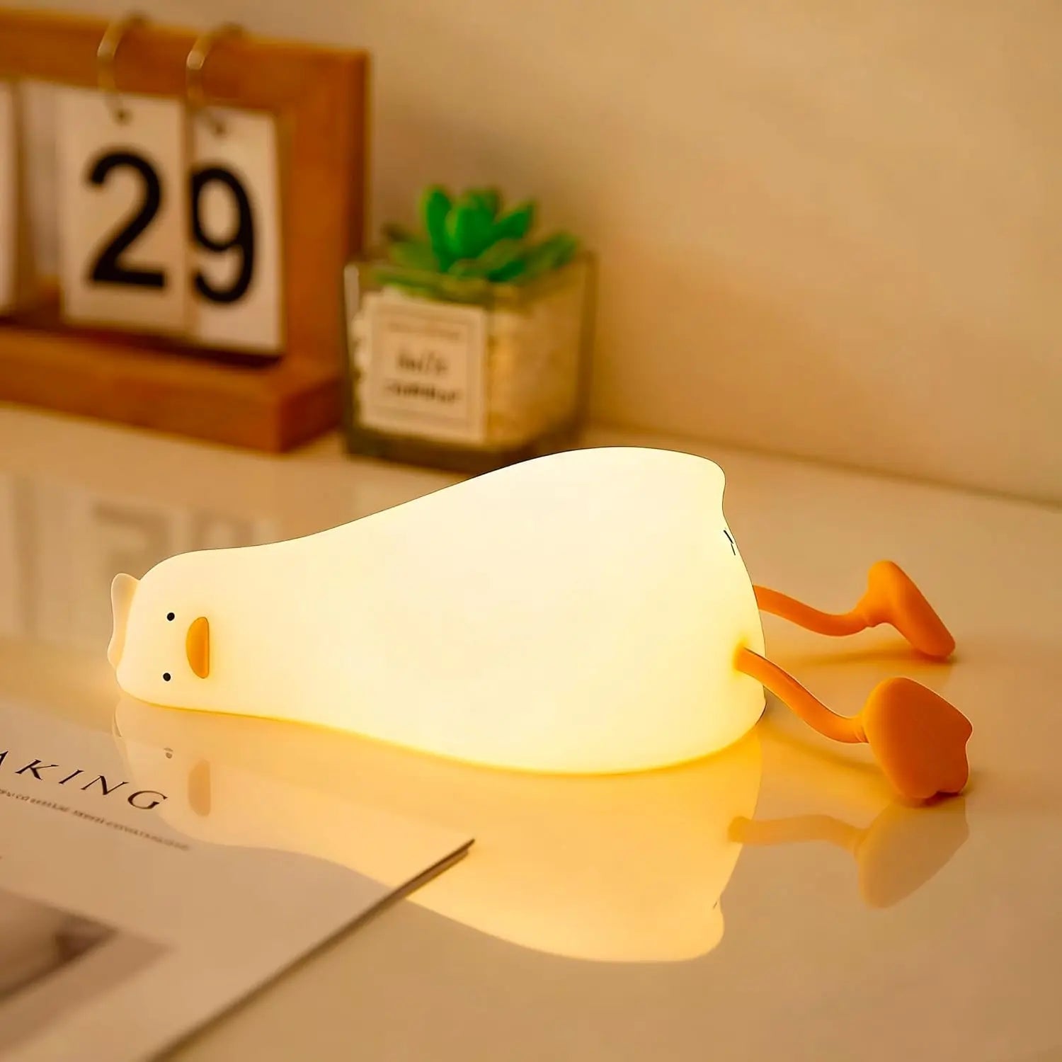LED Duck Night Light Rechargeable Touch Silicone Cartoon Clap Duck Sleeping Night Lamp for Bedroom Decoration Children Gift