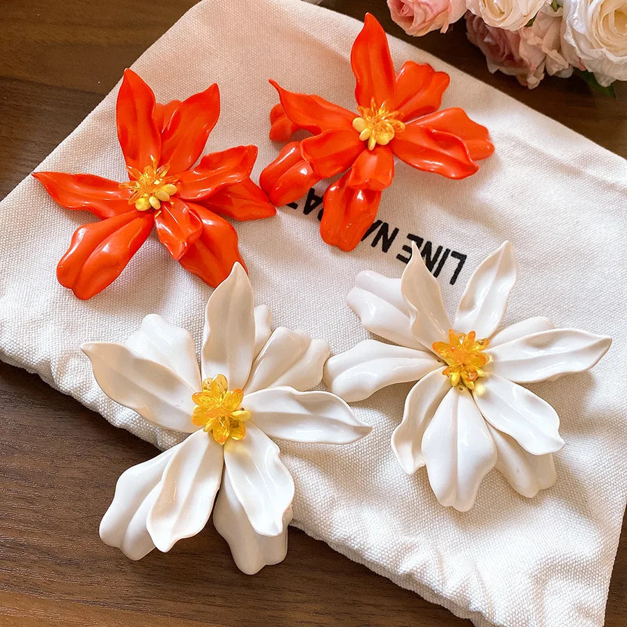 10*10 Cm Bohomian Super Large Acrylic Flower Stud Earrings for Women Glass Petals Floral Earring Beach Vacation Charms Jewelry M