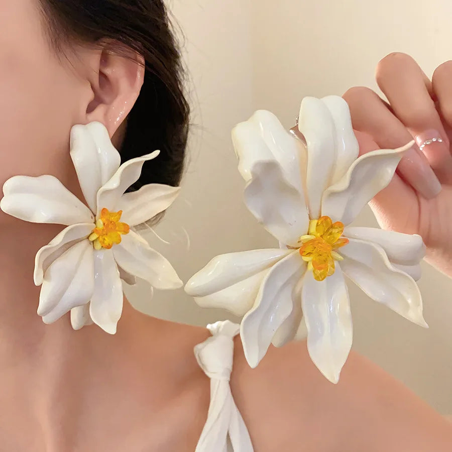10*10 Cm Bohomian Super Large Acrylic Flower Stud Earrings for Women Glass Petals Floral Earring Beach Vacation Charms Jewelry M
