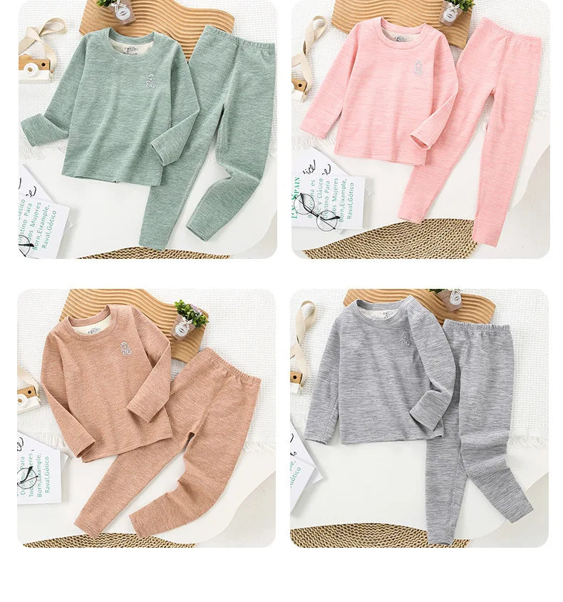 Boys Thermal Fleece Thermal Underwear 37°C Constant Temperature Warm Two-Piece Winter Pajamas Set Unisex Kids Long Johns for Ages 7-13