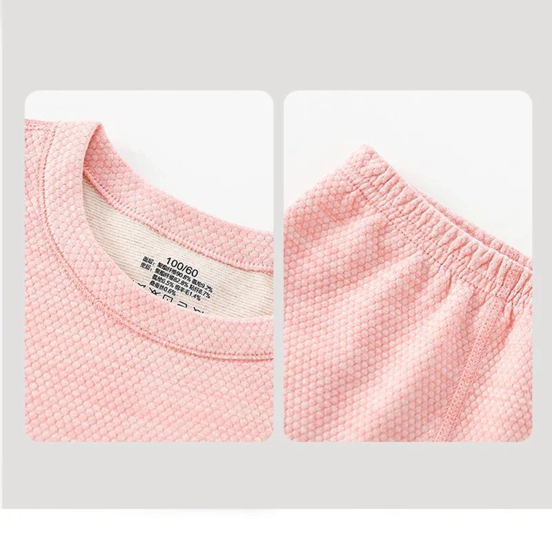 Boys Thermal Fleece Thermal Underwear 37°C Constant Temperature Warm Two-Piece Winter Pajamas Set Unisex Kids Long Johns for Ages 7-13